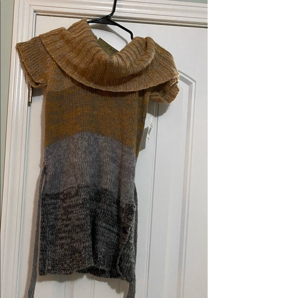 Girl’s/Teen Belted tunic (Derek heart brand ) - Picture 9 of 16